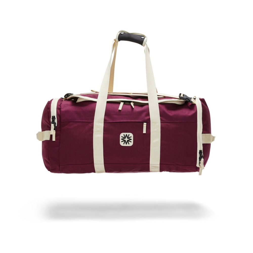 NIB Walker Family Goods Valley Duffel in Berry